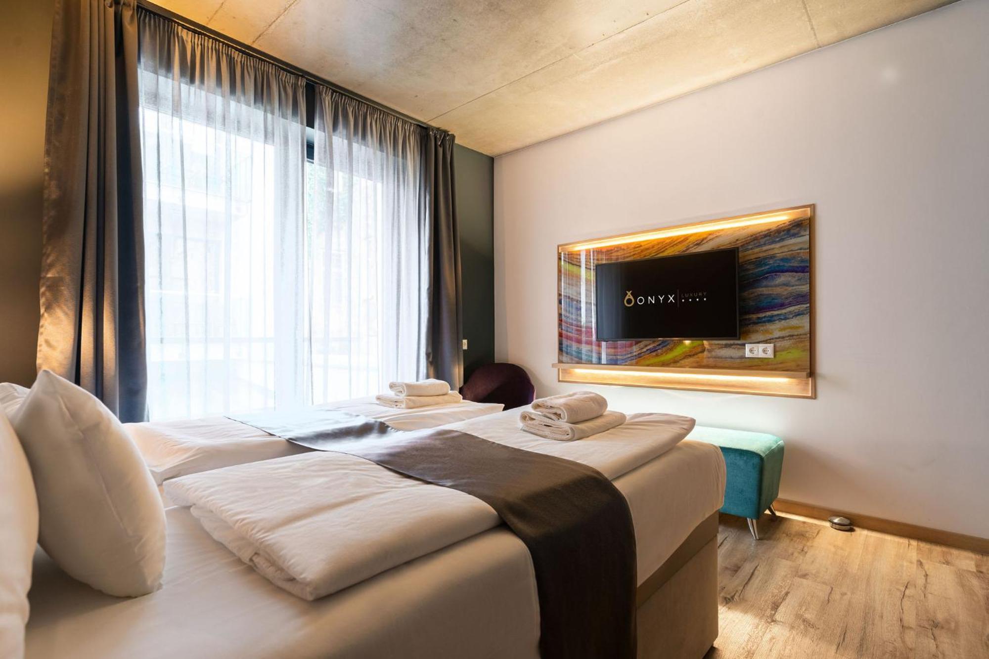 Onyx Luxury بودابست المظهر الخارجي الصورة